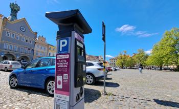 Parkovné bude možné platit po minutách